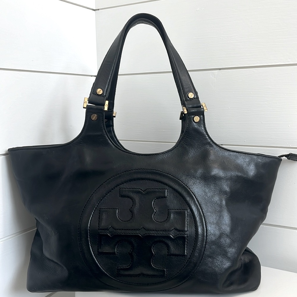 Tory Burch Bombe Leather Tote